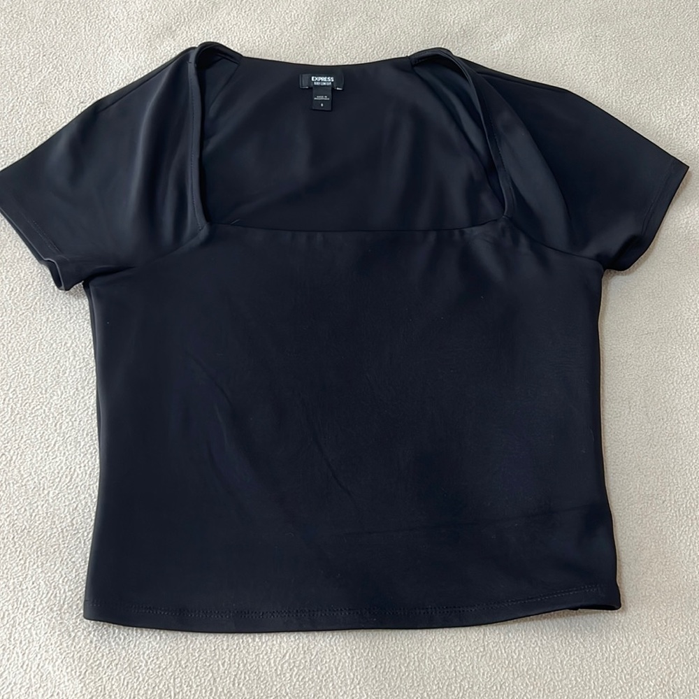 Express Body Contour square neck cropped tee